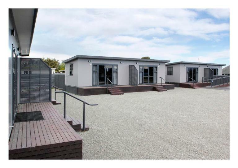 Pine Lake View Lodge Kaiapoi Luaran gambar